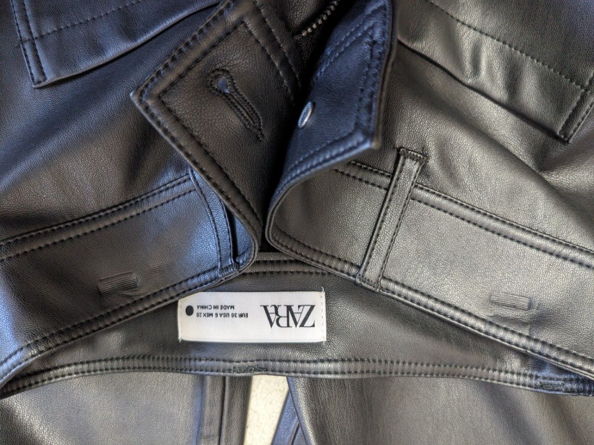 ZARA ザラ　ワイドストレートパンツ　ブラック　黒色　柔らかい素材　EUR38　ウエスト約70cm