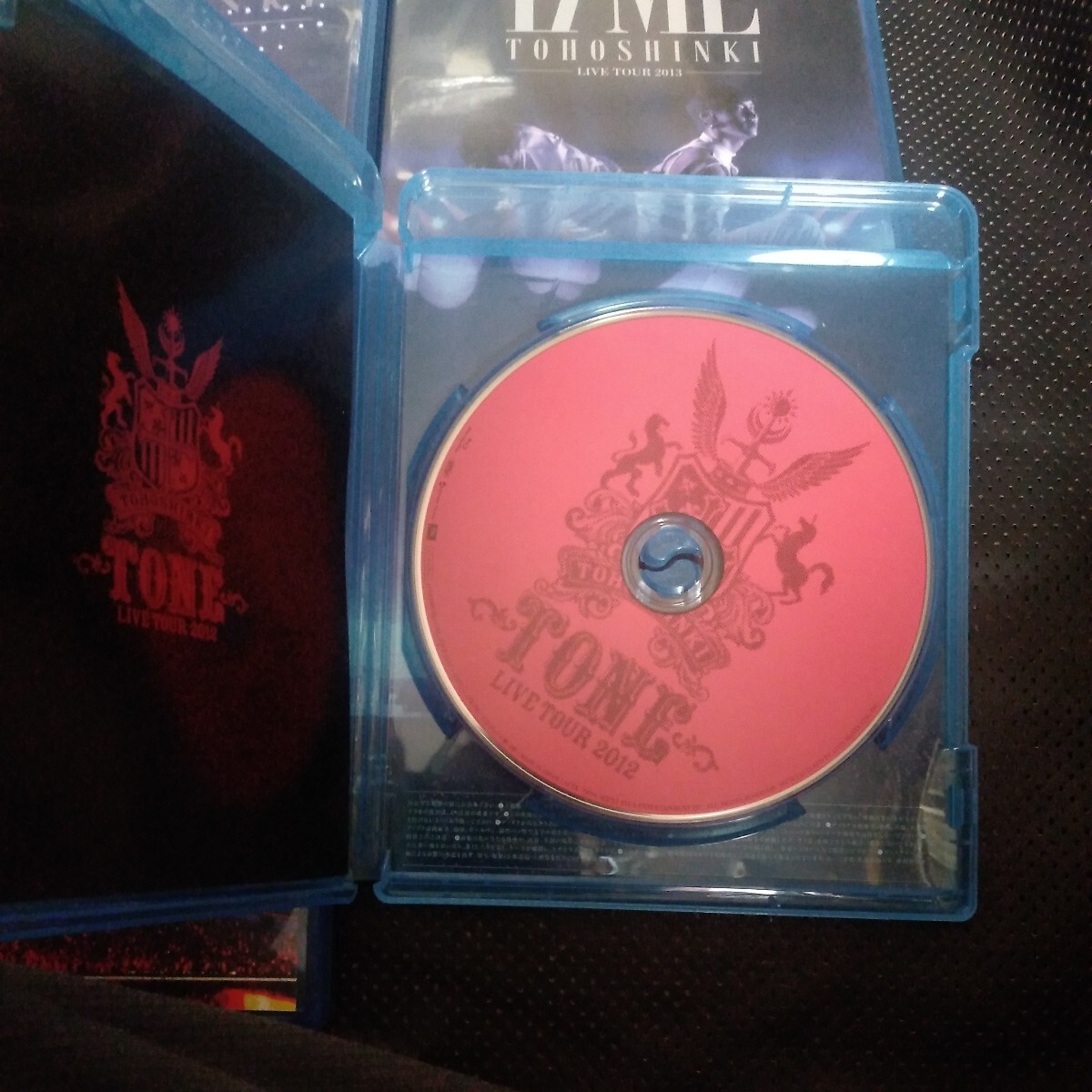 東方神起 LIVE TOUR 2012 ~TONE~ (Blu-ray) ※特典ポスター無_画像2
