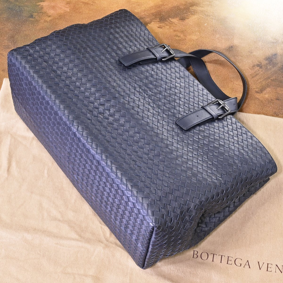 本物 極上品 ボッテガヴェネタ 最高級ナッパイントレチャートレザー TGM ラージサイズ メンズトートバッグ A4書類ビジネスバッグの画像4