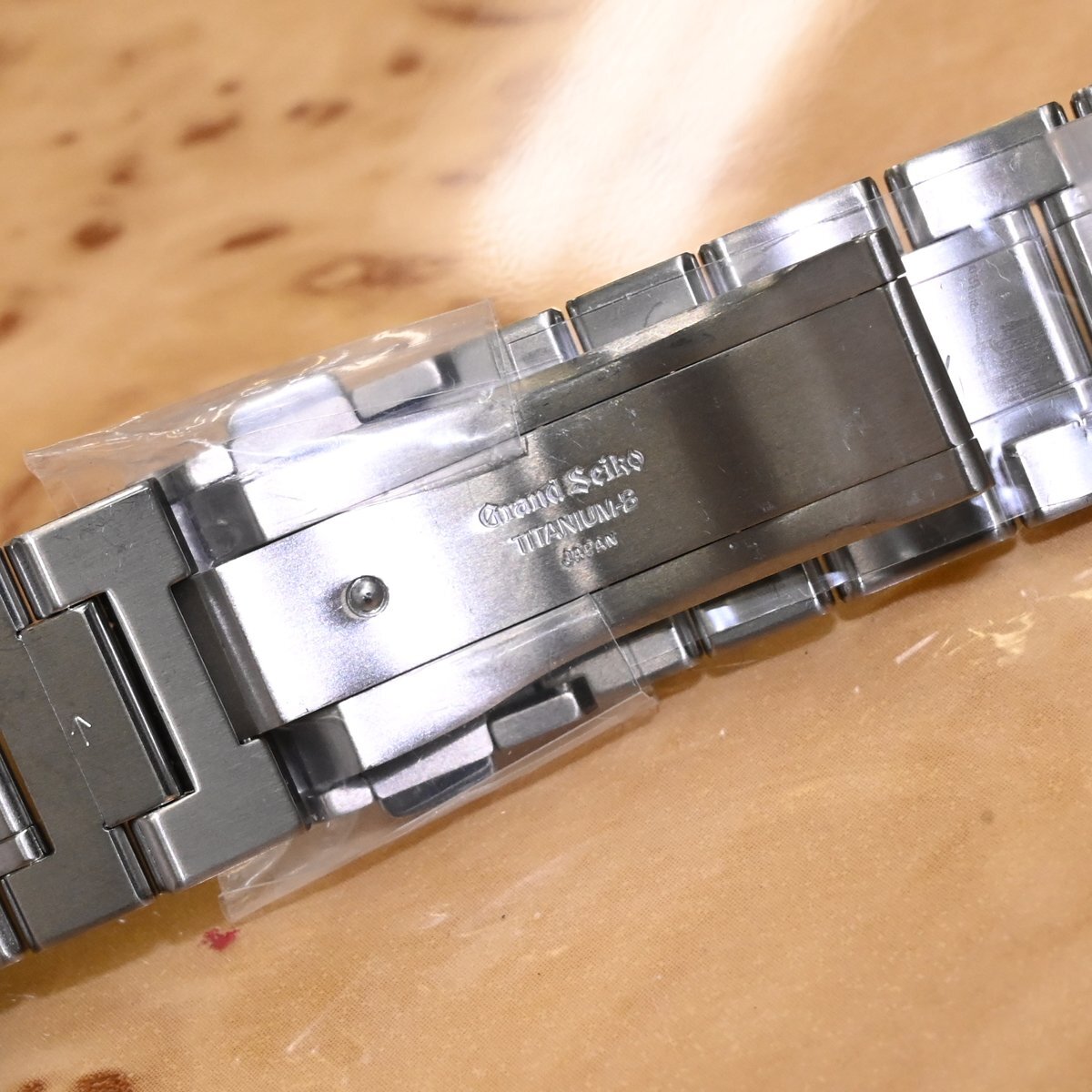 本物 展示未使用品 グランドセイコー 純正品 19mm幅 ブライトチタン ブレスレット 腕時計 ウォッチベルト GRAND SEIKO_画像3