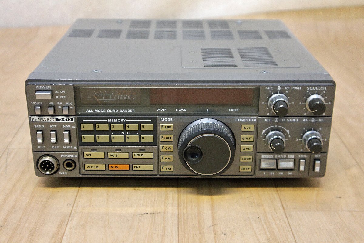 【ジャンク品】アマチュア無線機 KENWOOD TS-670 ケンウッド（11323121220164TH）の画像1