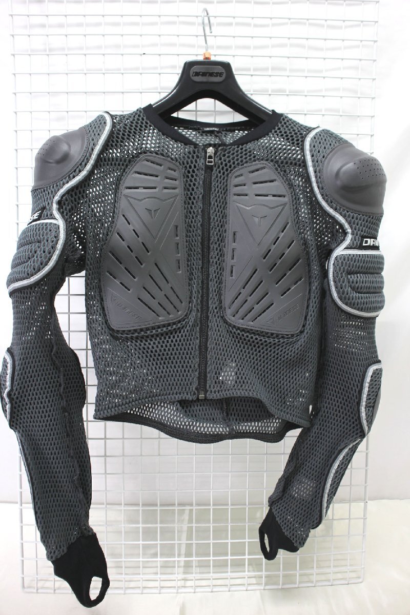 ＜中古品＞DAINESE ダイネーゼ 上半身用ボディプロテクター メッシュインナージャケット Lサイズ（30323102917192DJ）の画像1