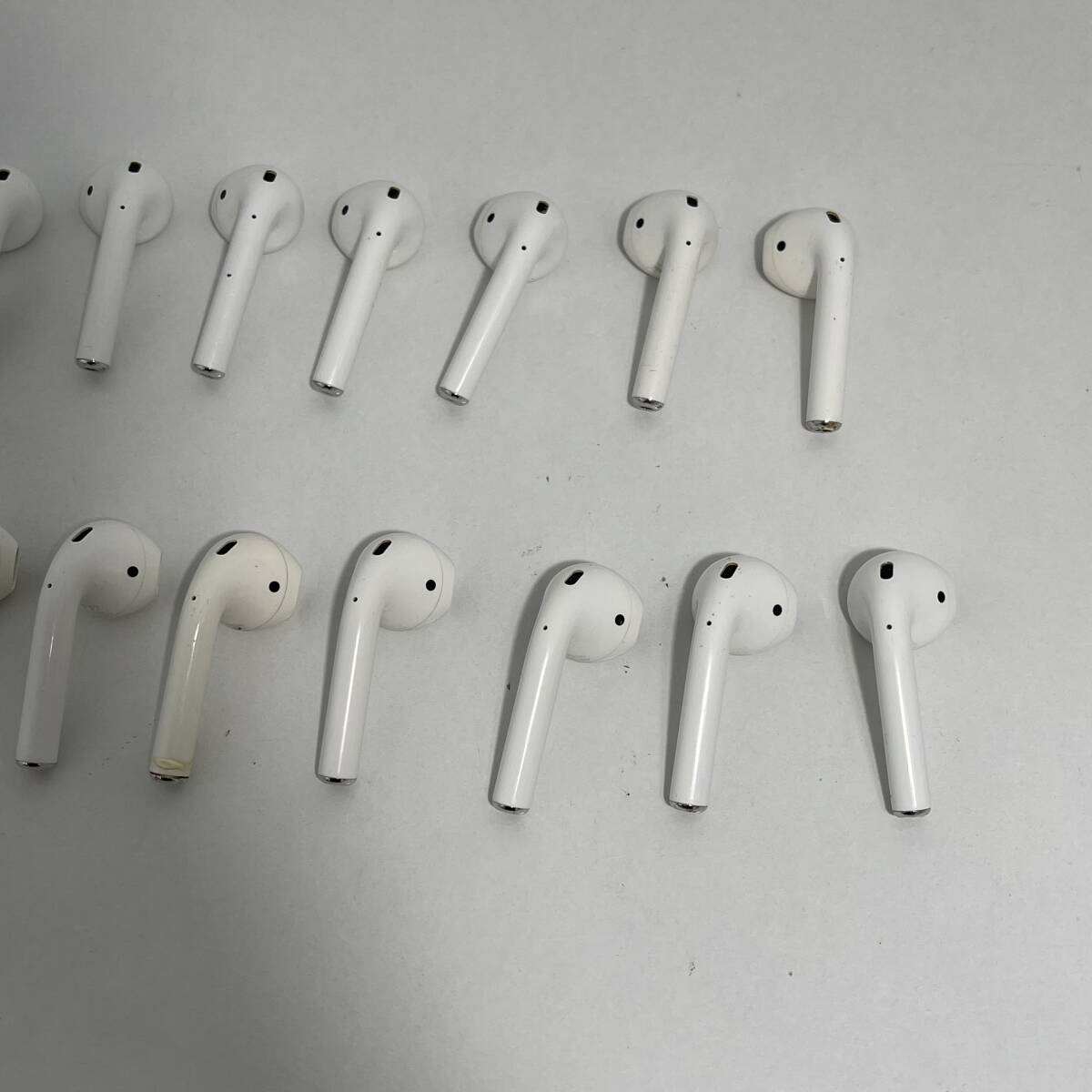 Apple アップル　正規品　純正　AirPods A2031 A2032 合計20本　1円スタート _画像6