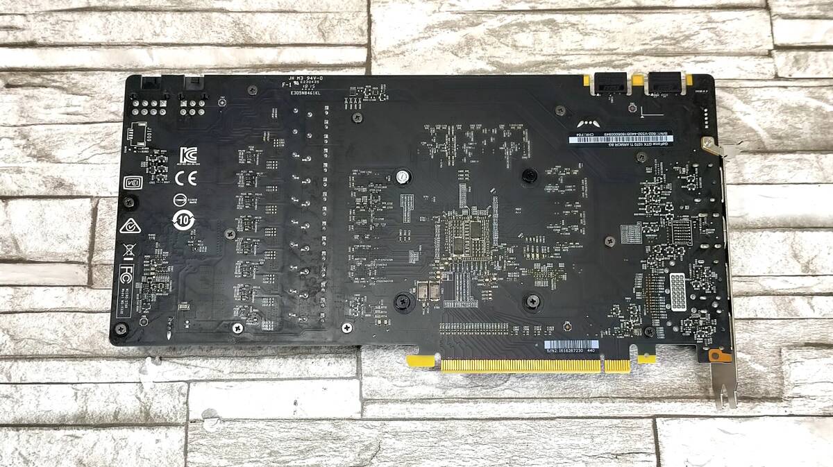 msi GeForce GTX 1070Ti ARMOR 8Gの画像4
