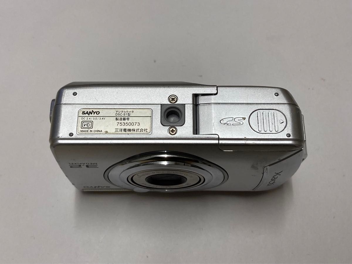 サンヨー SANYO デジカメ Xacti dsc-s1 動作品|Yahoo!フリマ サンヨー SANYO デジカメ Xacti dsc-s1 動作品|Yahoo!フリマ