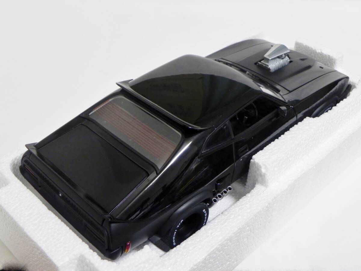 オートアート 1/18 フォード XB ファルコン チューンド・バージョン ブラック・インターセプター MAD MAXの画像3