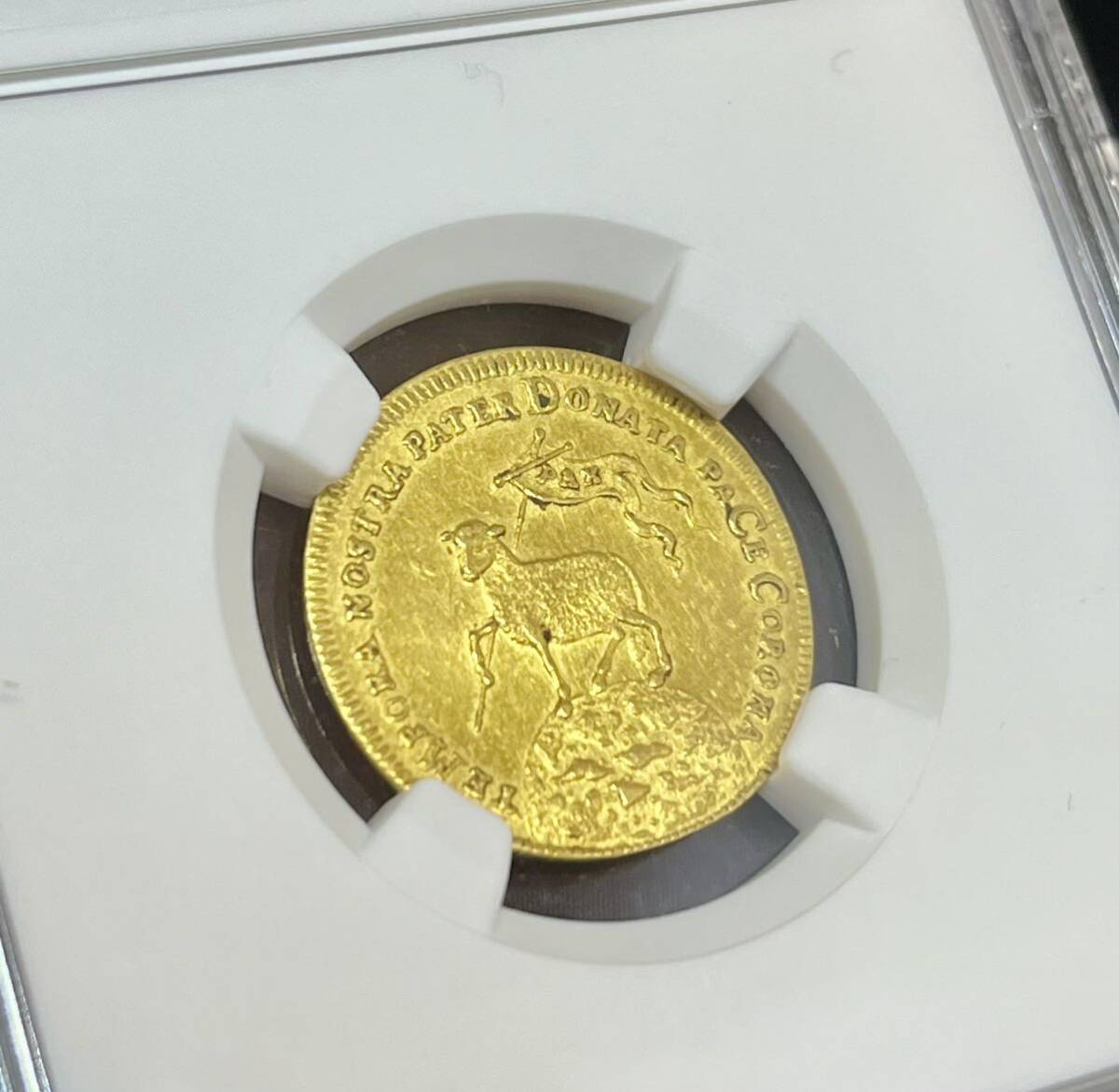 【入手困難品】 1700 ドイツ ニュルンベルク ラムダカット金貨 地球に乗る羊NGC AU58 エリザベス ウナとライオンコインではない_画像3