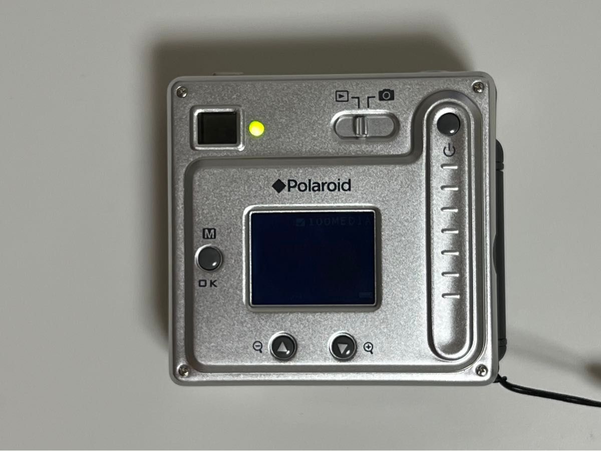 Polaroid  PDC2070 