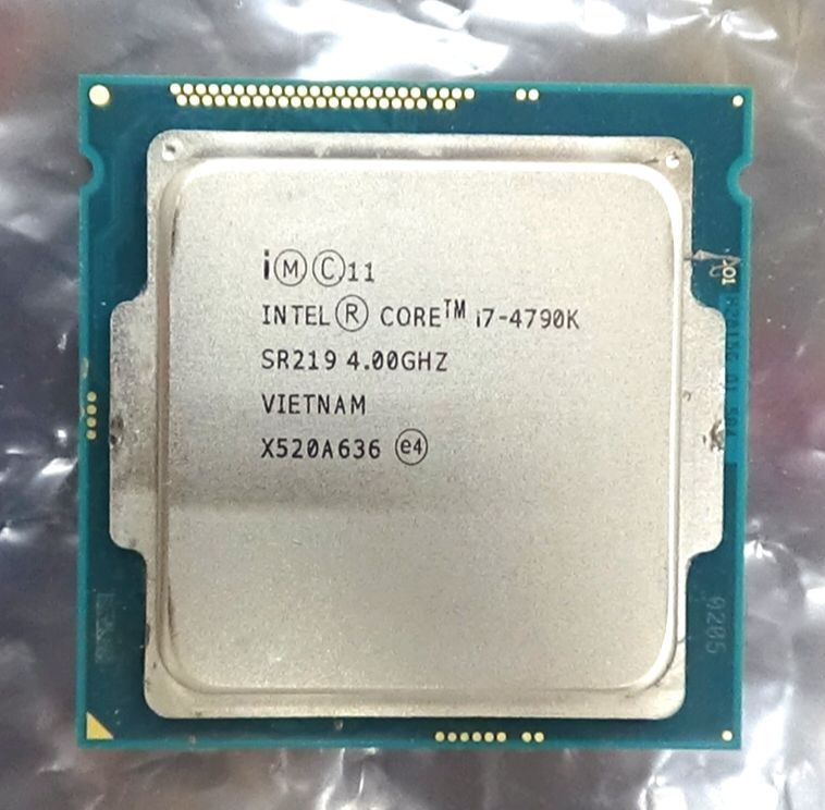 Intel Core i7-4790K с некоторыми замечаниями Junk. 