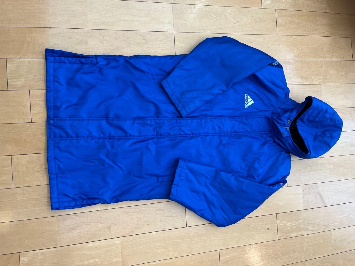 adidas ベンチコート