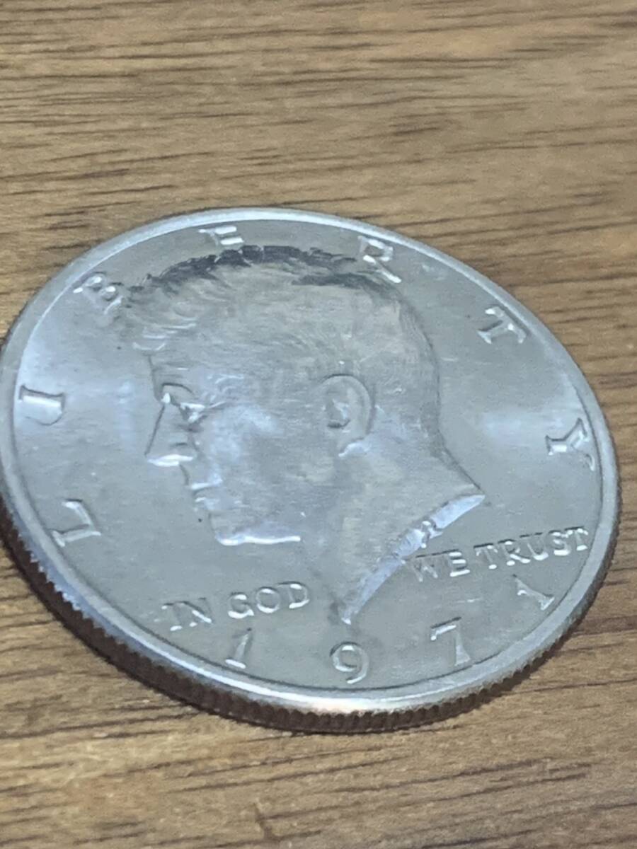 ケネディ50セント硬貨 1971年 USA 貨幣 ハーフダラー アメリカ 美品 コ18_画像3