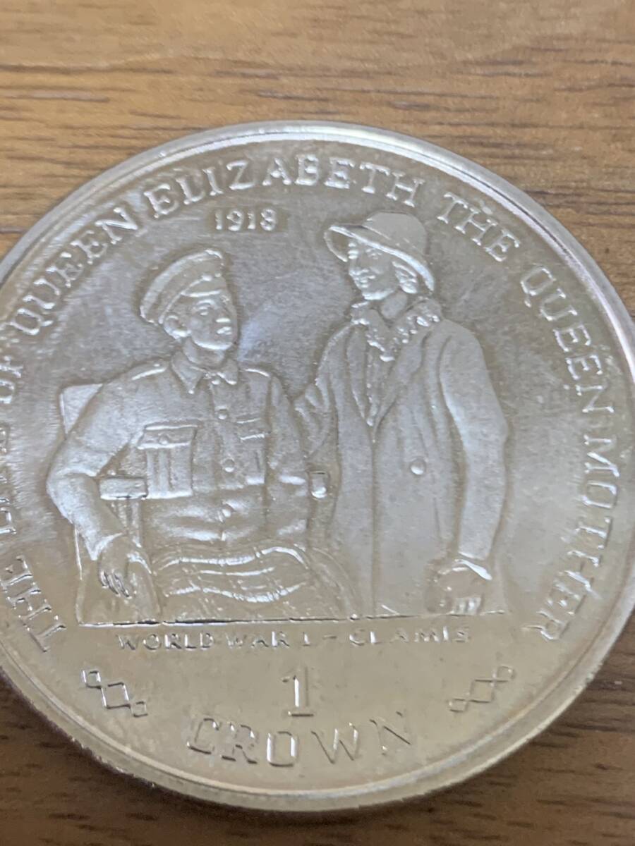  大型コイン ★ 希少 エリザベス女王 1クラウン 第一次世界大戦-グラミス 極美品 コ33の画像2