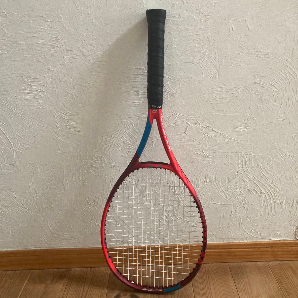 ヨネックス 硬式テニスラケット　Vコア　98L