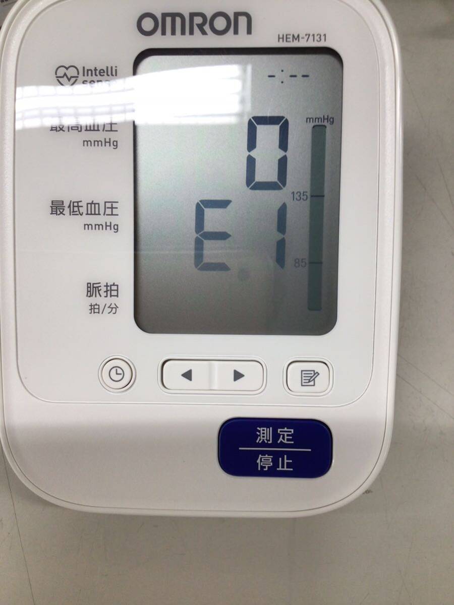 OMRON 上腕式血圧計 HEM-7131血圧計 健康器具 オムロン の画像6