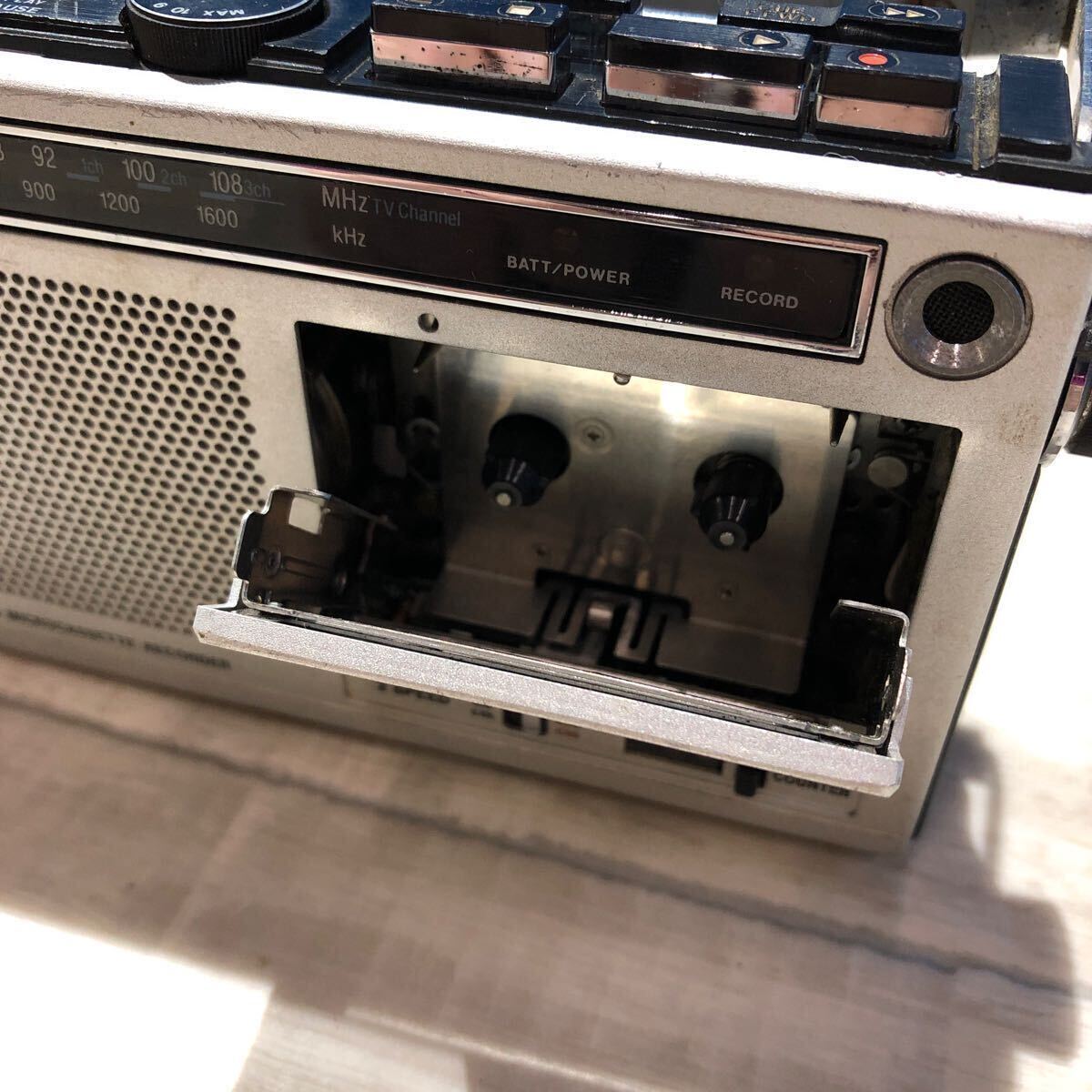 SANYO 三洋電機 サンヨー MR-TT14 ラジオマイクロカセットレコーダー 乾電池 FM/AM 試聴OK 通電OK 現状品の画像7