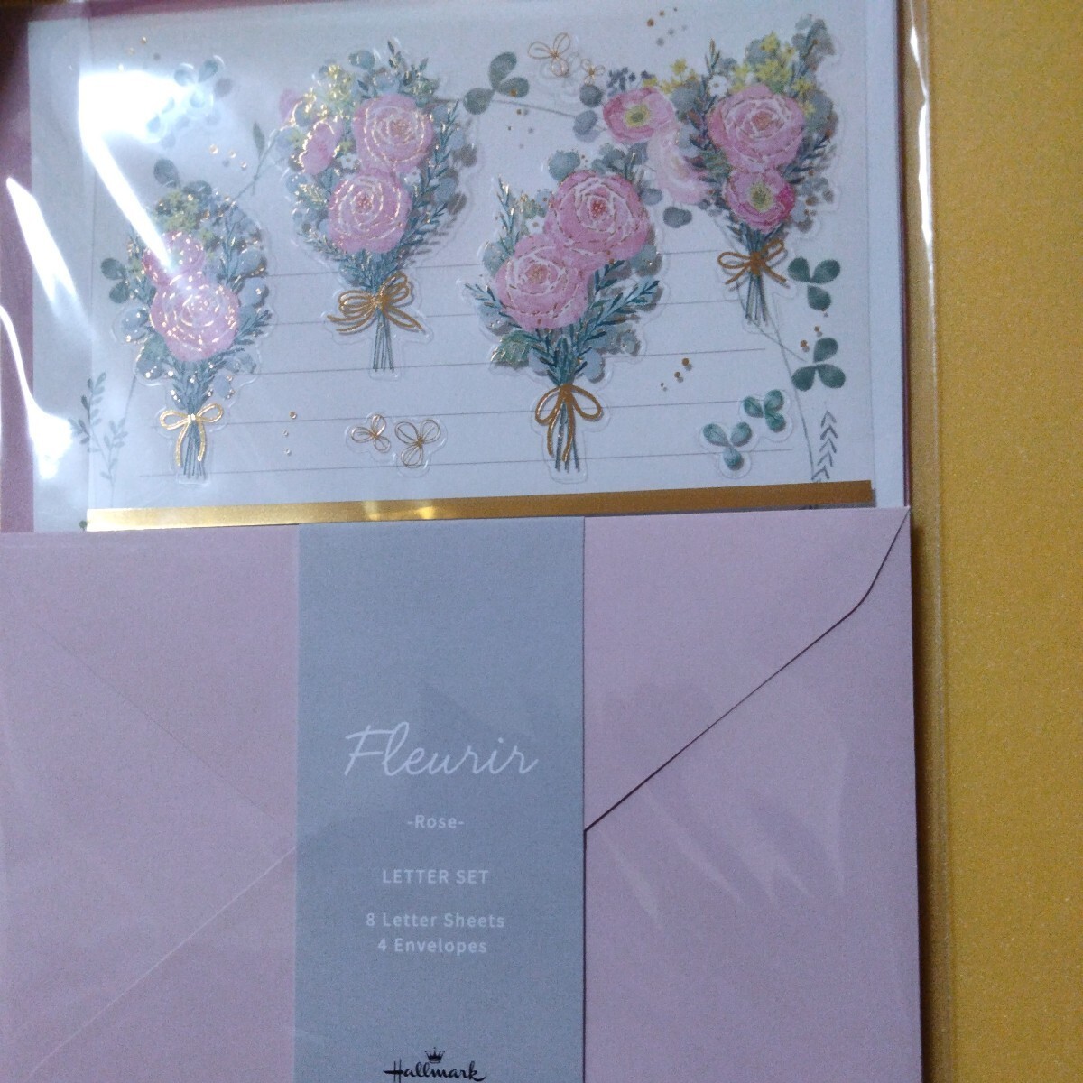 Hallmark 花柄のレターセット お花のシール付き 封筒 便箋の画像4