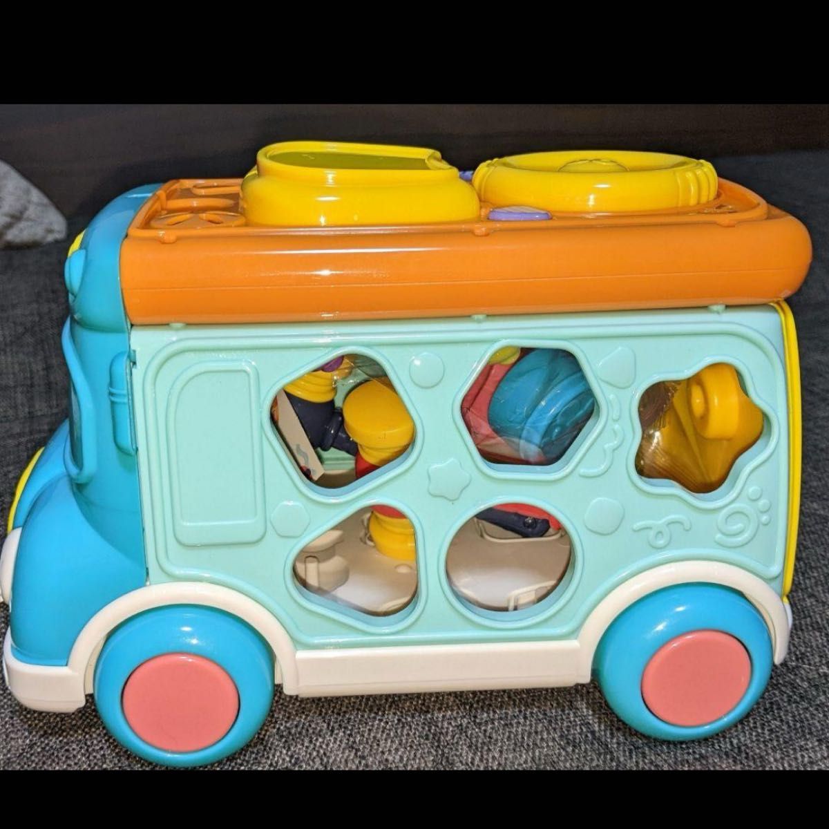 知育玩具　おもちゃ　もぐらたたき　バス　新品　未使用　知育おもちゃ　 おしゃべり よくばりキューブ