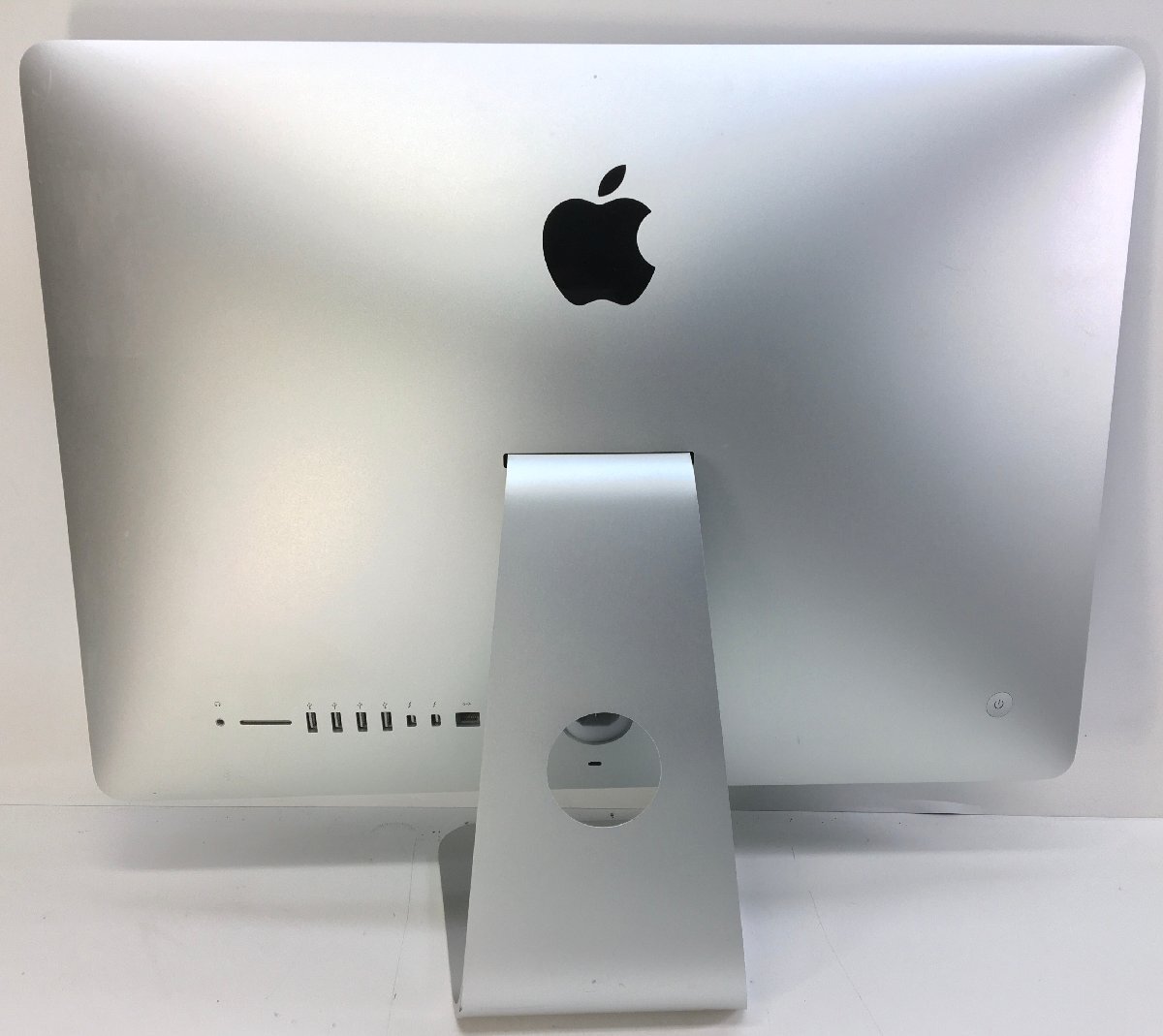 AL: Apple　超薄究極品　 iMac A1418 Late 2015 Corei5 1.60GHz/メモリ：8GB/ HDD:1TB 21.5インチ一体型 & OS済　動作品_画像3