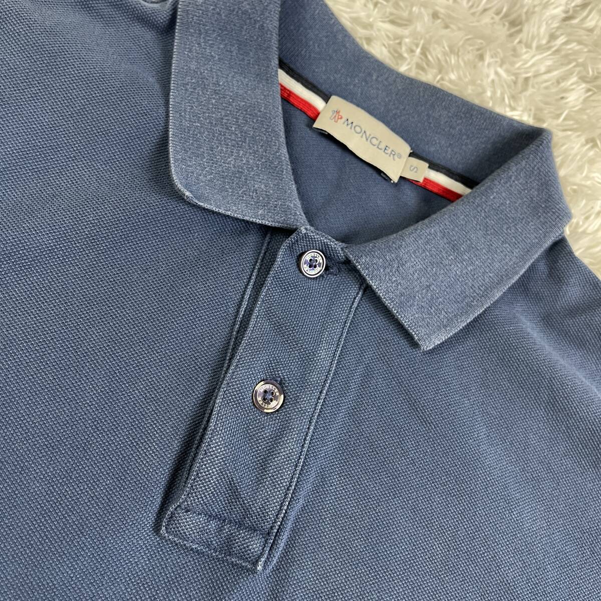 モンクレール ポロシャツ ネイビー ロゴワッペン トリコロールライン MONCLER 半袖 襟付き MAGLIA POLO MANICA CORTA 紺 Tシャツの画像4