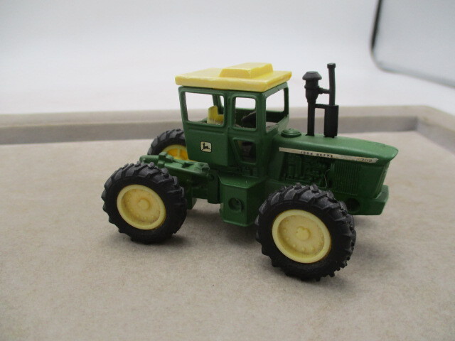 ★☆レトロ ヴィンテージ ミニカー アメリカ製 トラクター 7020 JOHN DEERE☆★の画像2