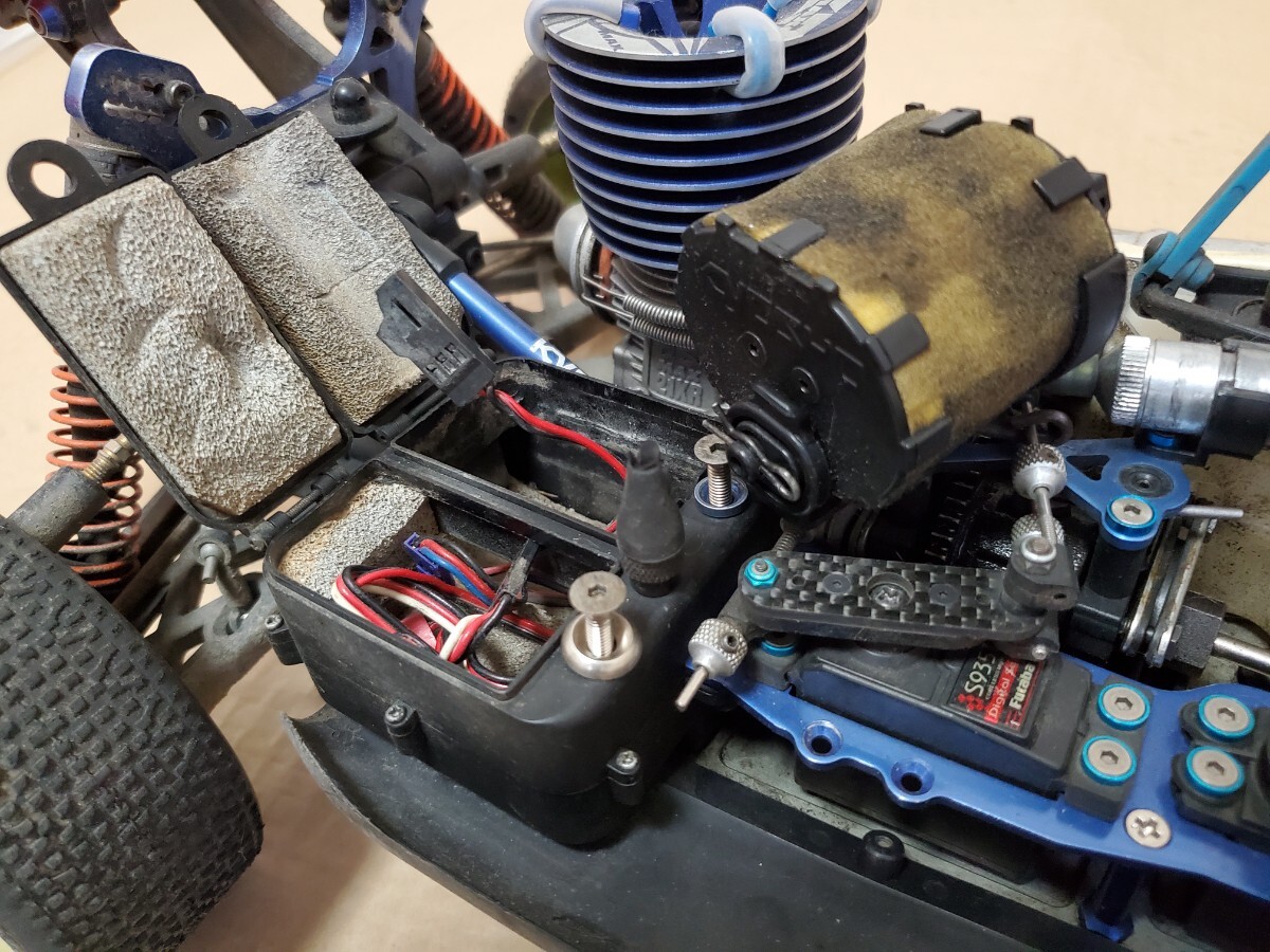  Kyosho Inferno 1/8 engine buggy ( that 2) operation mileage not yet verification series unknown present condition delivery Junk Kyosho engine car KYOSHO