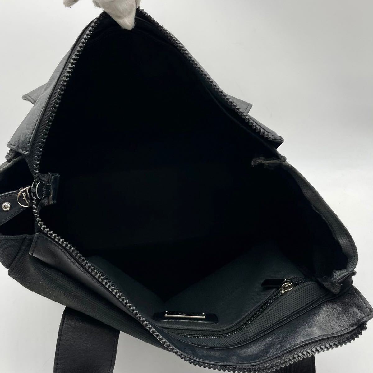 美品 フェラガモ Salvatore Ferragamo メンズ ビジネス トートバッグ ダブルガンチーニ レザー キャンバス ブラック 黒 A4 通勤 カバン 鞄の画像8