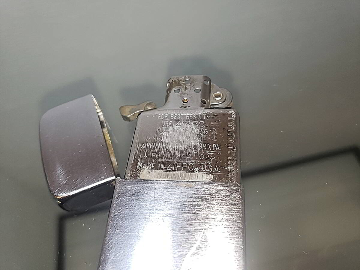 ZIPPO 1941レプリカ イタリックロゴ 2002年製の画像4