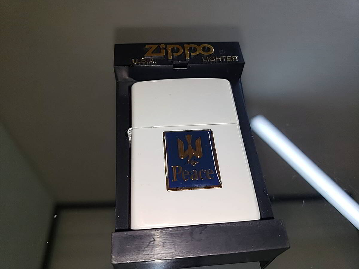 zippo ピース　Peace 白　2000年製_画像1