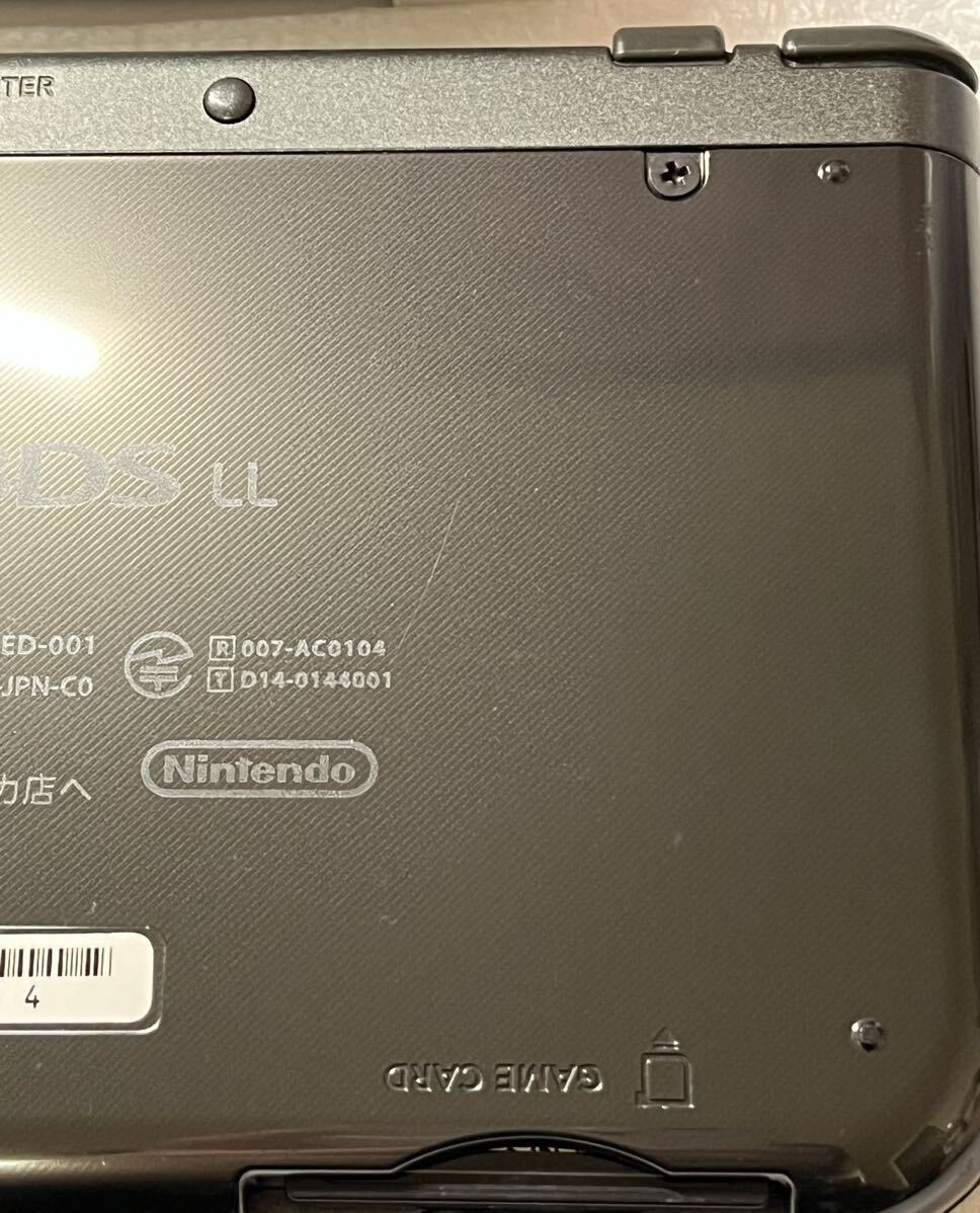 Newニンテンドー3DS LL メタリックブラック_画像4