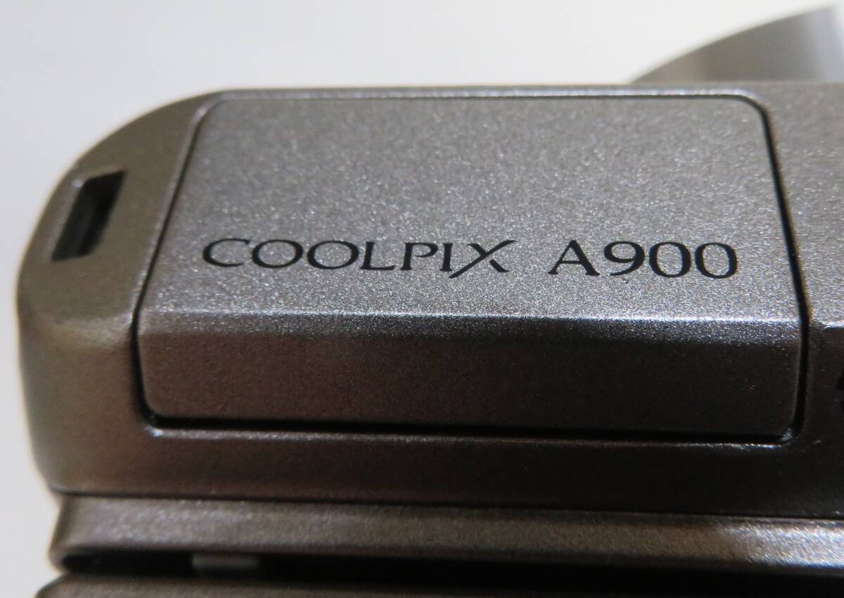 美品 Nikon COOLPIX A900 シルバー 光学35倍ズーム 2029万画素の画像10