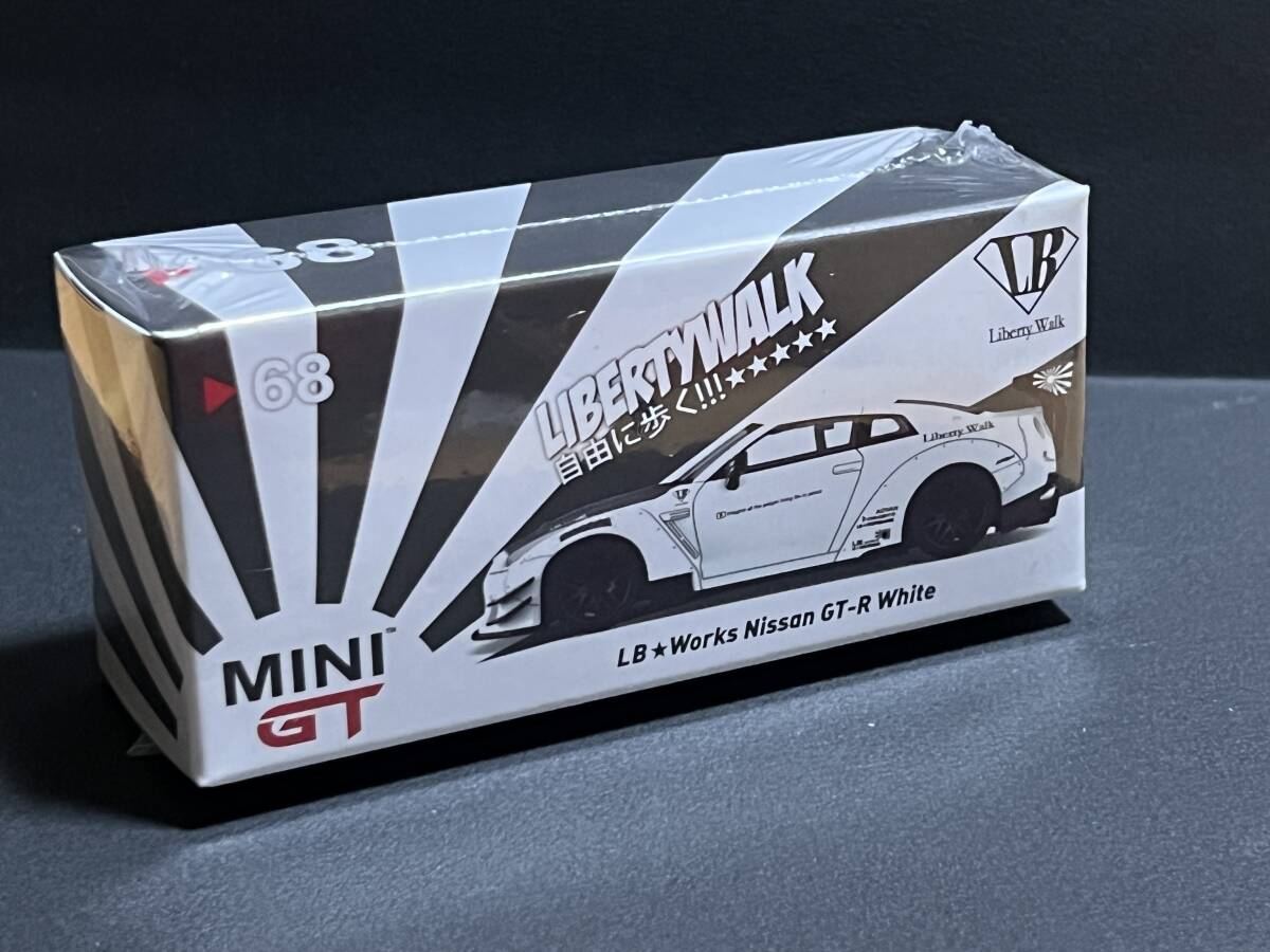  超レア品！1円スタート L MINI GT 1/64 LB★WORKS Nissan GT-R White Type2の画像4