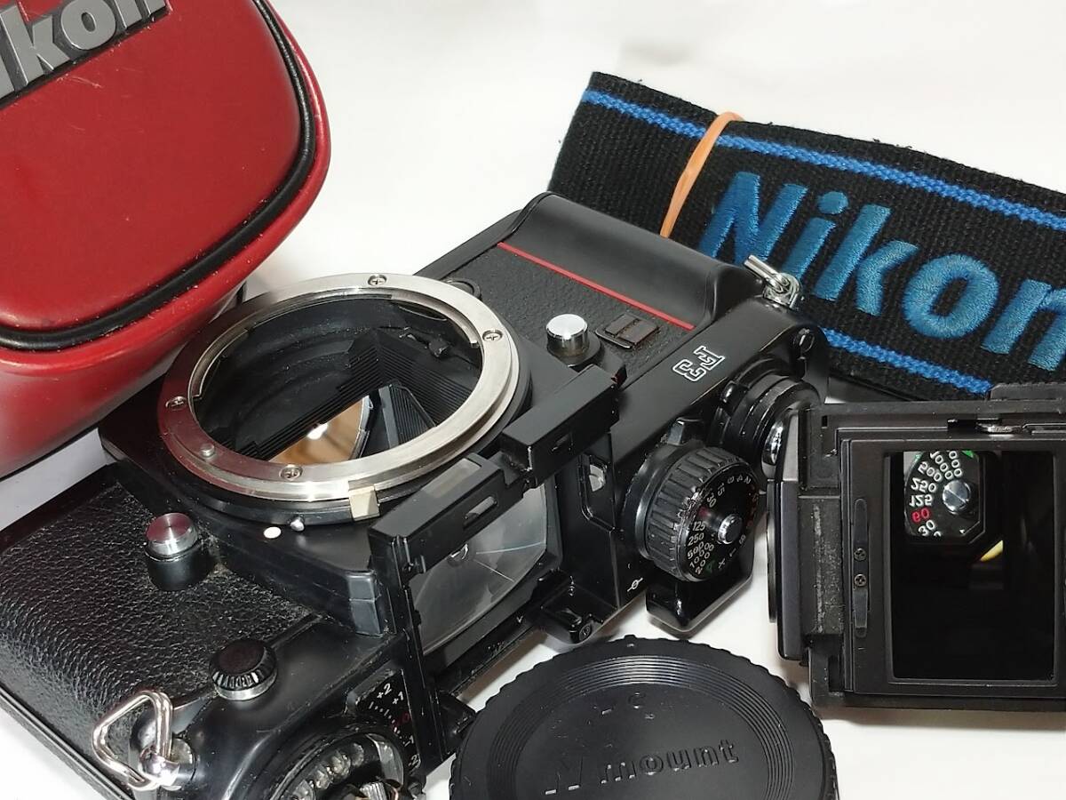 【極上美品・ケース付／動作確認済】 ニコン Nikon F3 HP ボディー+データバックMF-14 80年代を代表するニコンの誇る名機F3の逸品！#2440の画像10