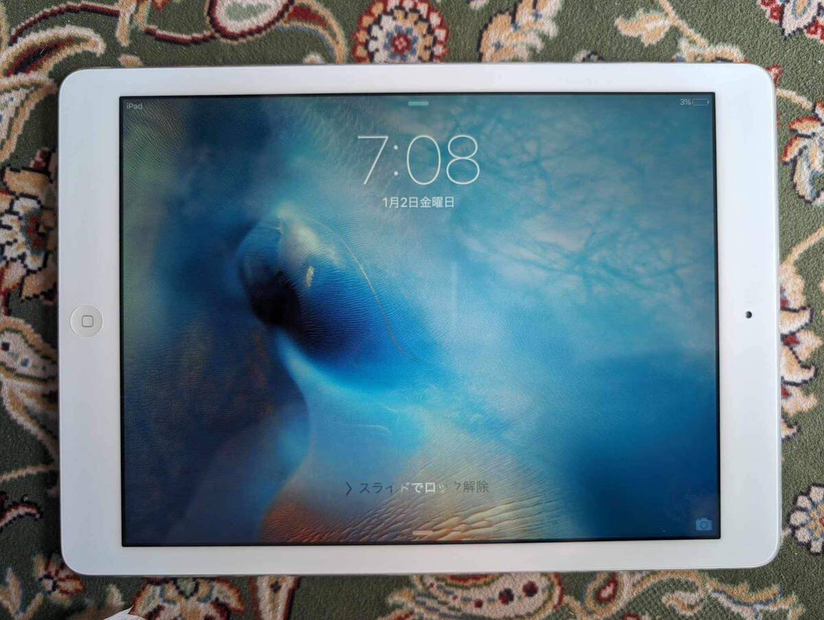 iPad Wi-Fi ホワイト Wi-Fiモデル Apple Cellular の画像2