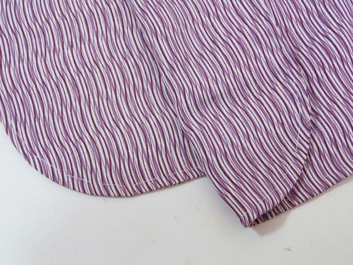 美品　単衣　小紋　幾何学文様　縦縞　着物　正絹　紫色系