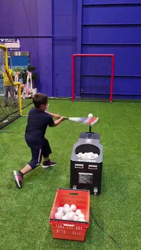  batting machine automatic AUTOBAT-PRO 1 person . practice is possible batting practice baseball supplies baseball spike baseball glove 