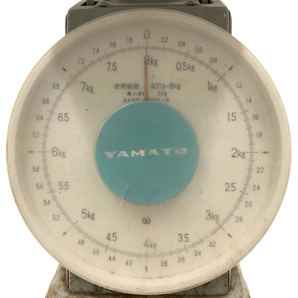  юг магазин 24-988 Yamato шкала .8Kg количество . flat тарелка есть измерительный прибор сверху тарелка автоматика измерение аналог перевозка возможно compact интерьер античный retro YAMATO