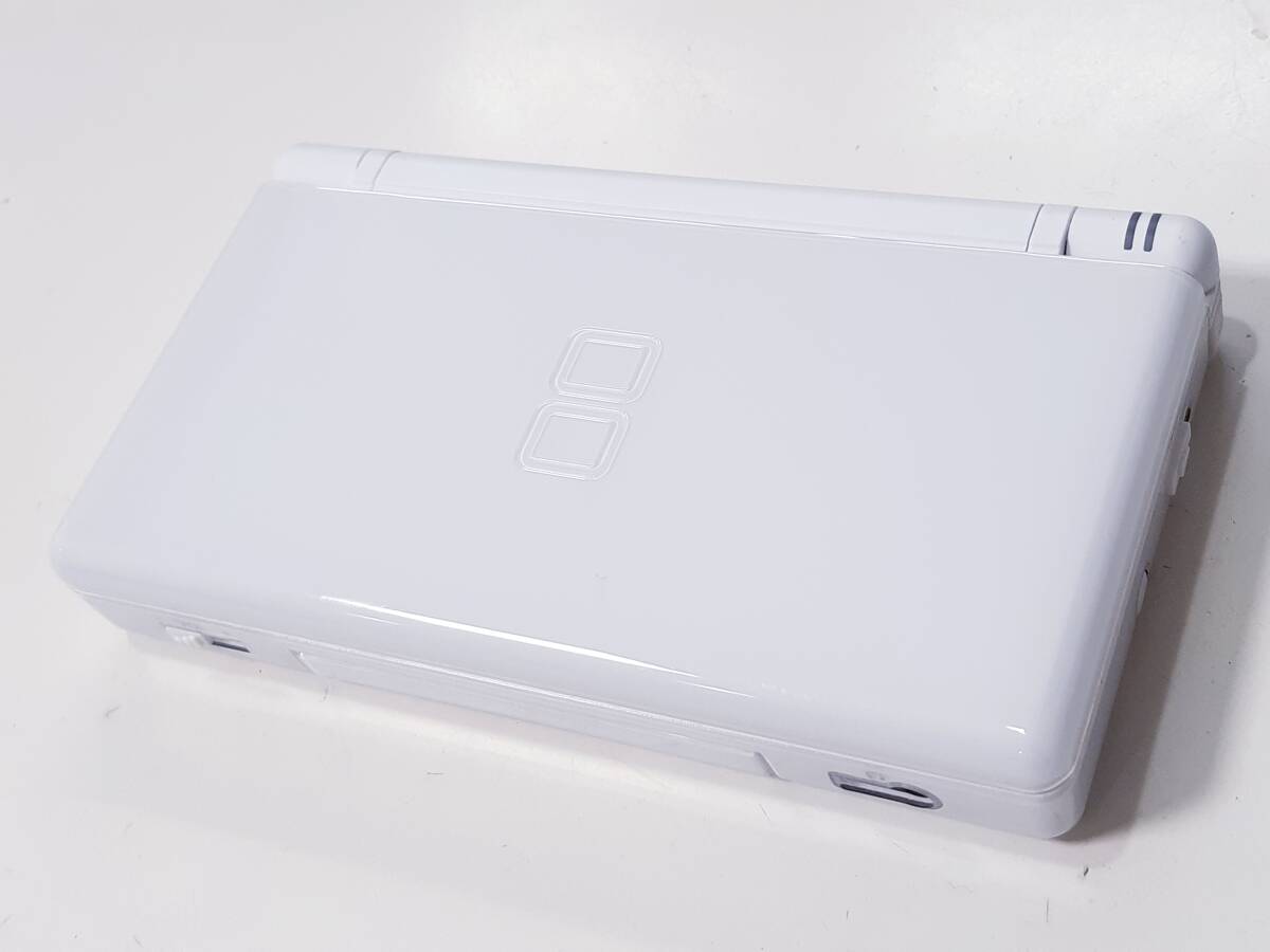 【動作確認済み】《新品同様》Nintendo 任天堂 DSliteクリスタルホワイト本体   の画像1