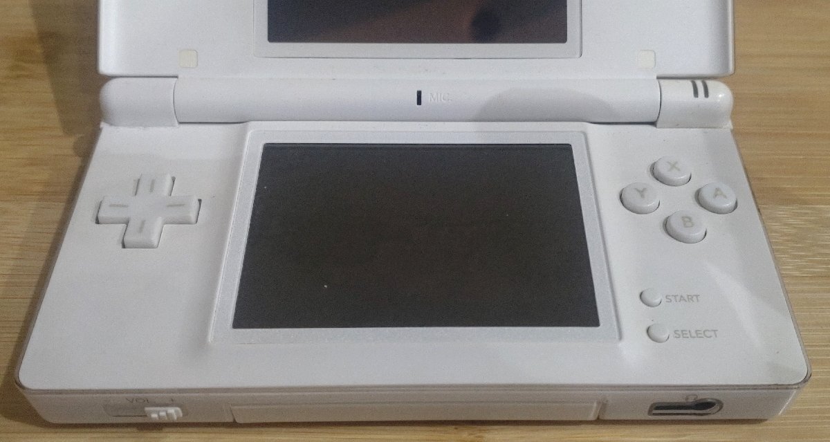 [2] nintendo Nintendo DS Lite USG-001 used Junk 