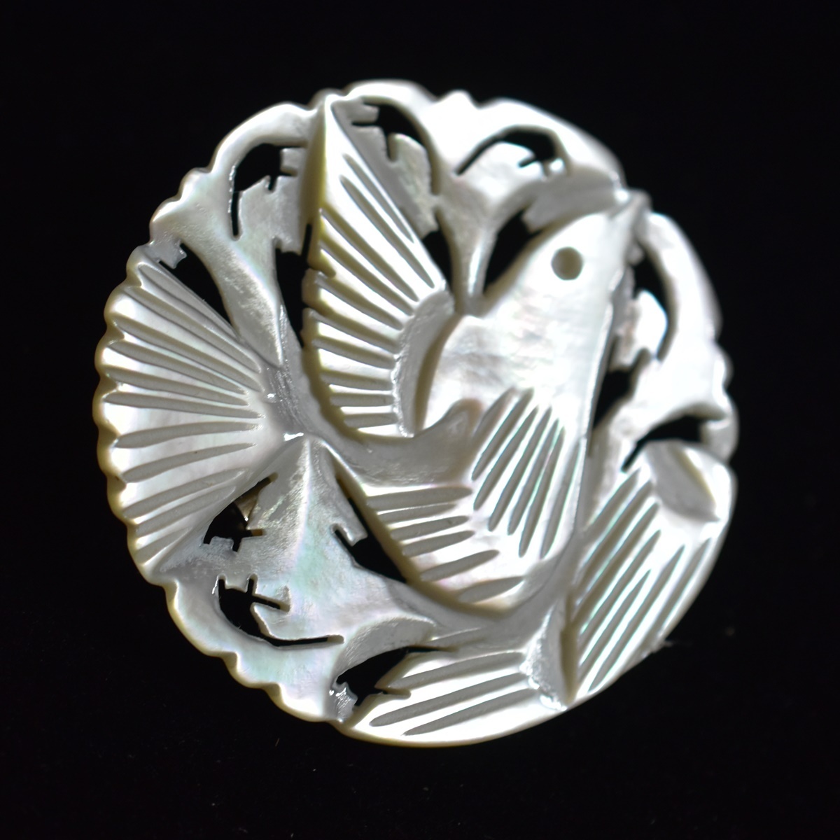 アンティーク ベツレヘムパール 白蝶貝/マザーオブパール/母貝の小鳥のブローチ 本物保証の画像3