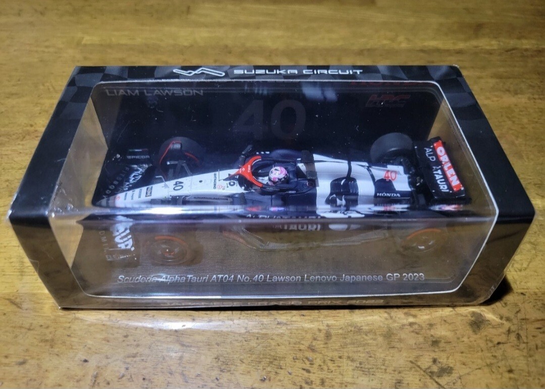 スパーク 1/43 アルファタウリAT04 ローソン 日本GP 鈴鹿サーキット別注 未開封_画像1