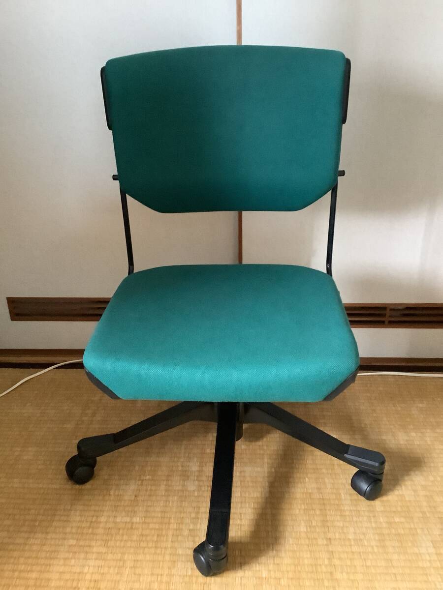  Vintage Girofrex Giroflex 33 caster chair off . chair green going up and down fabric Switzerland ito-kioka blur 