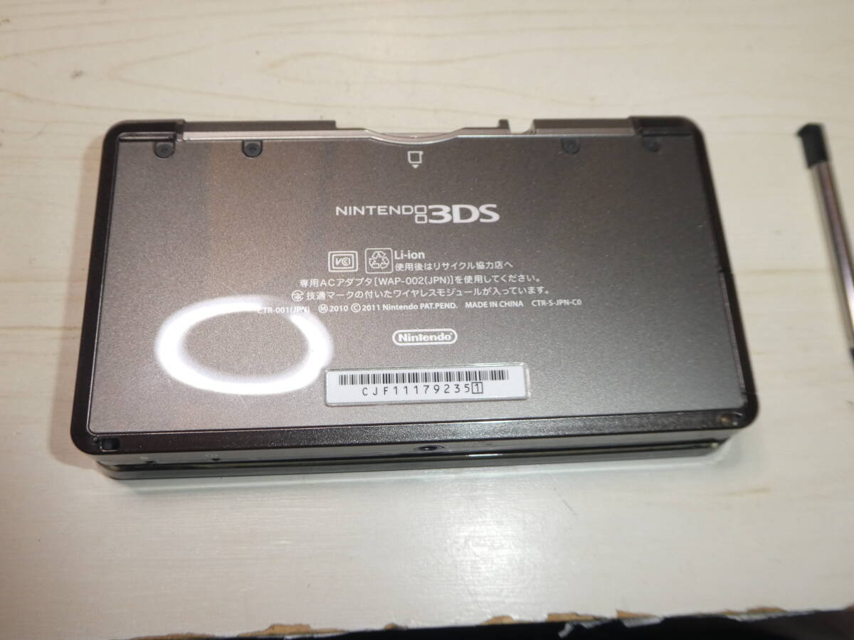 任天堂/NINTENDO 3DS 一式セット 取説付き+ソフト２本_画像3