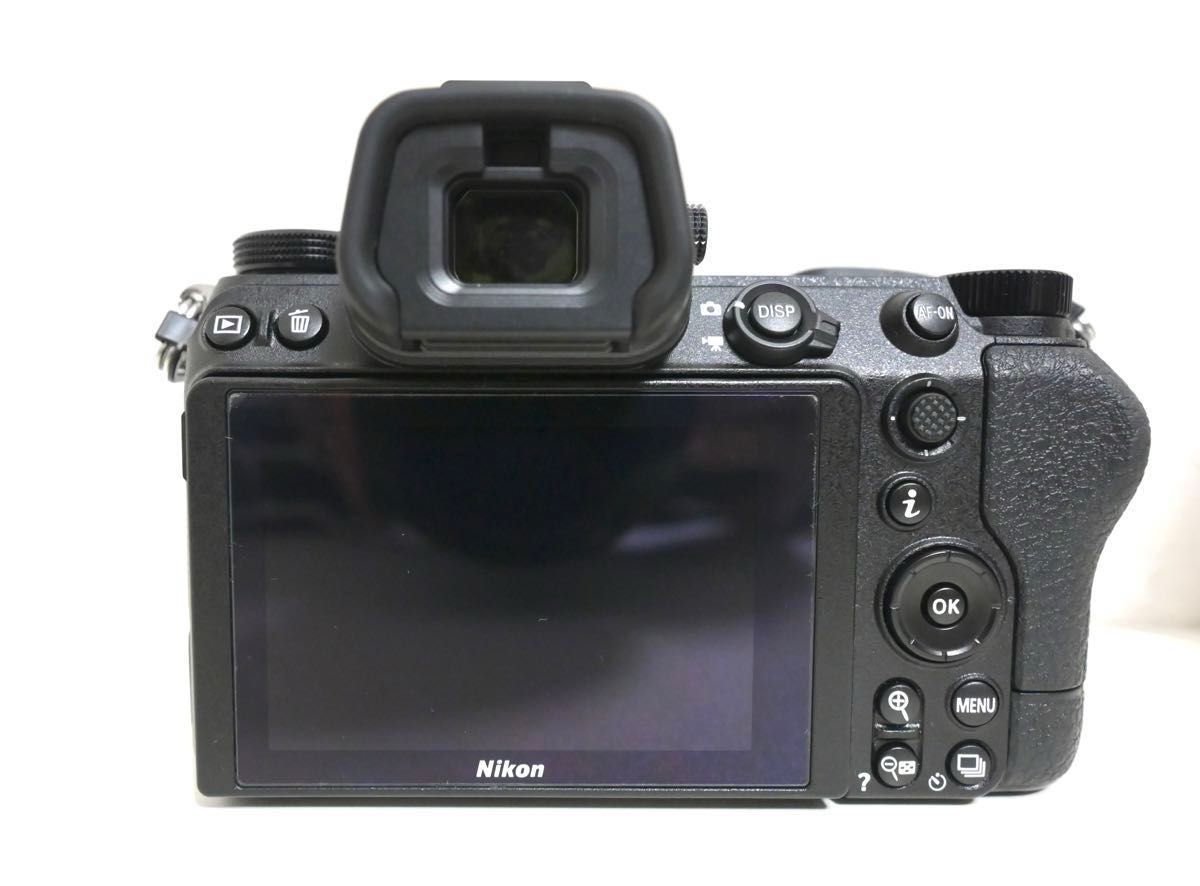 【ほぼ新品】Nikon ニコン Z6Ⅱ ボディ　シャッター数182回