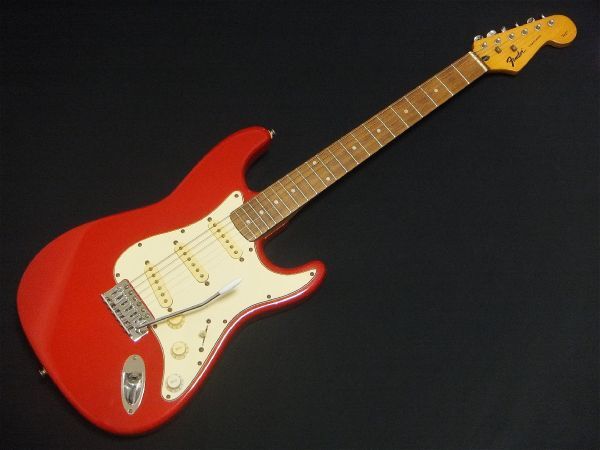 Fender Stratocaster Squier Series ST ローズウッド指板 3シングル レッド 赤 メキシコ製?の画像1