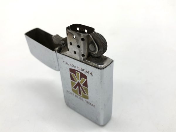 1円～ ZIPPO ジッポ― 11th ADA BRIGADE FORT BLISS TEXAS オイルライター ヴィンテージ シルバー 喫煙具 火花確認済み_画像3