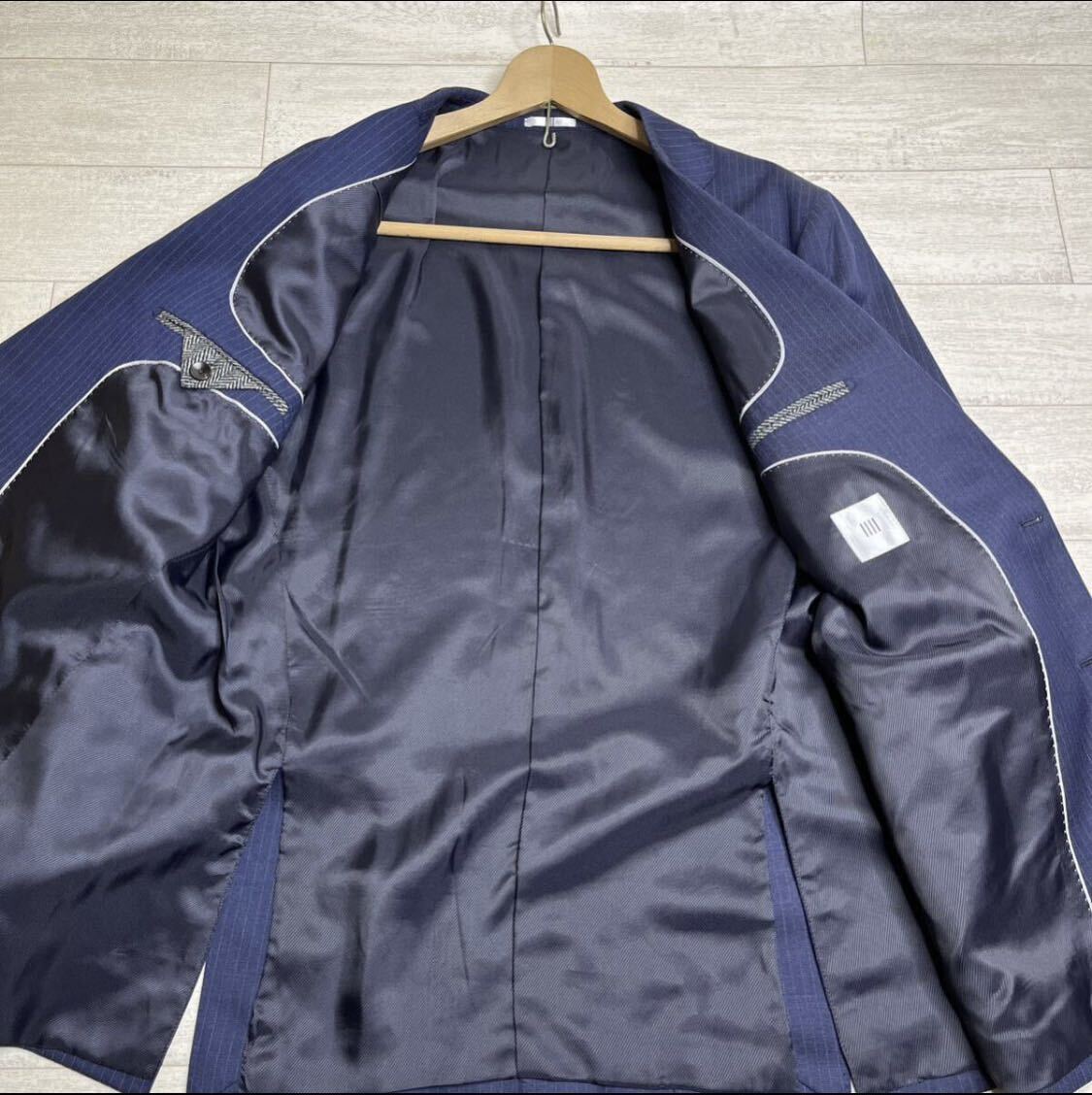 美品 スーツセレクト スリム 2つボタン シングルスーツ ノータック 春夏 ネイビー BB7 サイズLビジネス テーラードジャケット ネイビー の画像3