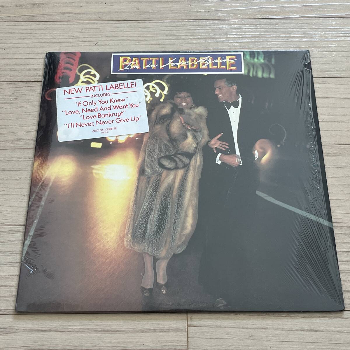 【US盤/Vinyl/12''/Philadelphia International Records/FZ38539/83年盤/withハイプステッカー,Shrink残】Patti LaBelle/I'm In Love Againの画像1