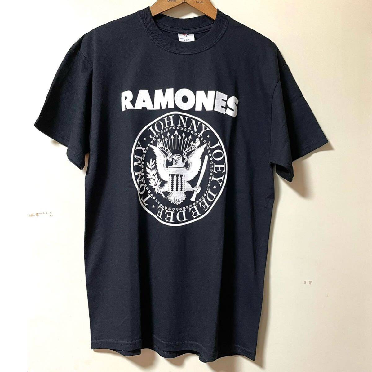 lamo-nzRAMONES б/у одежда футболка M частота T блокировка T punk GABA GABA HEY