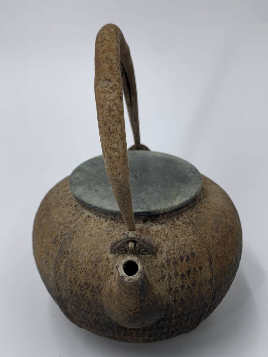 【 時代物 鉄瓶 】茶釜 急須 金属工芸品 骨董 当時物 摘みなし_画像3