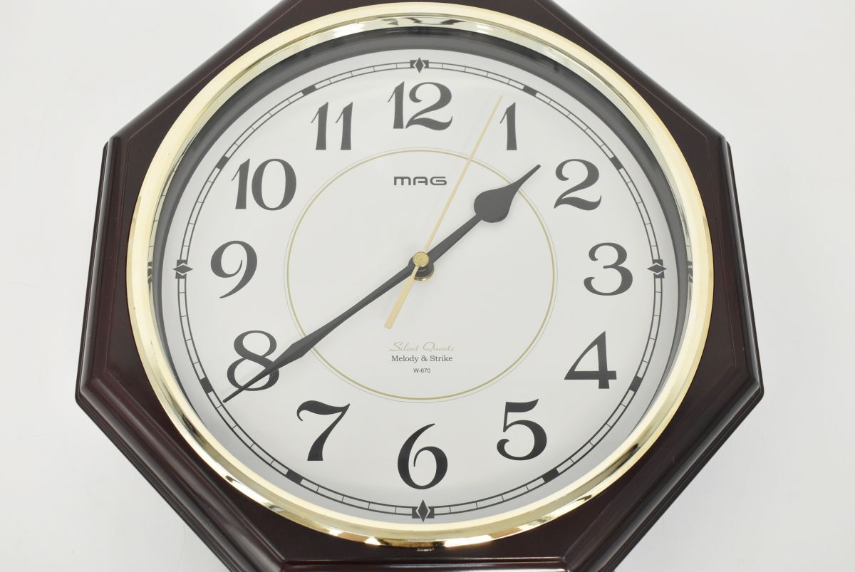 (769L 0405M24) 1円～ mag マグ 西洋館 ウォールクロック 振子時計 クオーツ 掛時計 ブラウン W-670 レトロ インテリアの画像3